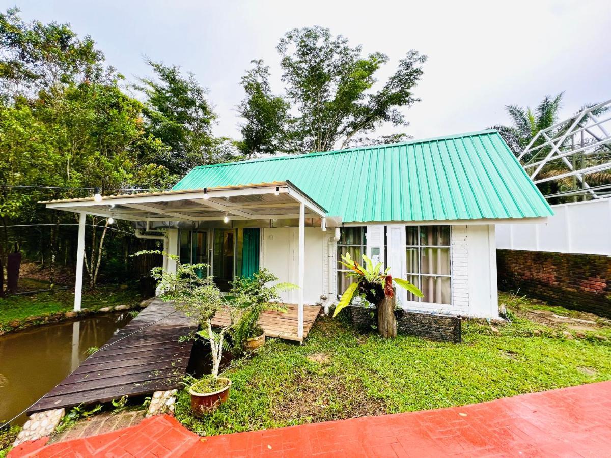 Kasih Sayang Farmstay山下人家 * Keluang
